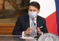 COVID A NATALE - Tutti in zona rossa nei giorni di festa fino al 6 gennaio ma si potrà andare dai parenti - ECCO COSA CAMBIA