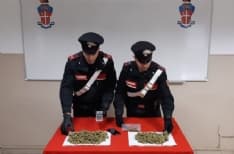 FIORANO CANAVESE - Spaccio di droga, 300 grammi di marijuana in casa: scatta l'arresto - VIDEO