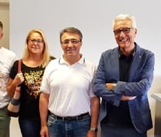 CASTELLAMONTE - Sindaco e assessore contro il preside Morgando: «Sfrutta le scuole per apparire»