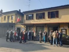 CUORGNE' - Presidio alla Camera del Lavoro per condannare gli attacchi squadristi alla Cgil - FOTO