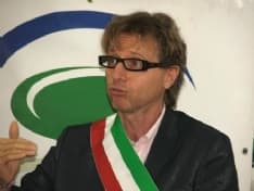 RIVAROLO - «Sequestrate la casa all'ex sindaco Bertot»