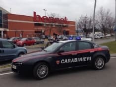 CANAVESE - Furti nei supermercati: un arresto e cinque denunce da parte dei carabinieri della compagnia di Ivrea