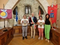 CASTELLAMONTE – Il sindaco Mazza ambasciatore d'eccellenza per la ceramica canavesana a Deruta e Calvello - FOTO
