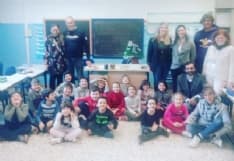 IVREA - I bimbi della scuola chiedono l'assessore alla gentilezza