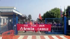 CASELLE - Ancora scioperi alla Leonardo e blocco degli straordinari