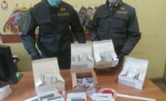 FASE 2 CORONAVIRUS - Finti test sierologici: la guardia di finanza scopre la truffa via internet - VIDEO