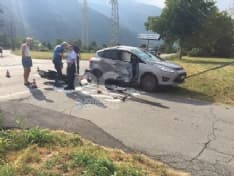 SETTIMO VITTONE - Scontro auto-moto: centauro grave