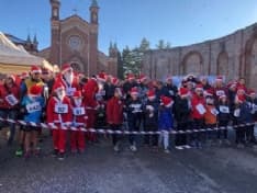 CASTELLAMONTE - In 300 alla «Babbo Run» per beneficenza - FOTO e VIDEO