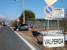 VALPERGA - Spaccia marijuana vicino al locale pubblico: 19enne arrestato dai carabinieri di Cuorgnè