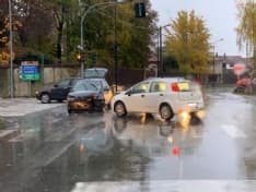 FAVRIA - Un altro incidente stradale al «solito» semaforo - FOTO