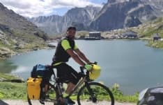 SAN BENIGNO - Torna a casa da Londra in bicicletta: l'emozionante e pazzesco viaggio di Marco Bisceglia - FOTO