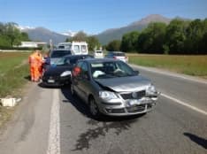 SALASSA - Scontro tra quattro auto sulla 460: traffico in tilt