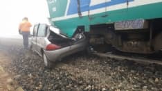 INCIDENTE FERROVIARIO SULLA CHIVASSO-IVREA-AOSTA - Treno travolge un'auto sui binari