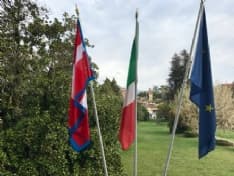 RIVARA - Contro gli assembramenti scatta il divieto di sedersi sulle panchine