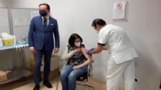 COVID - Partita la vaccinazione del personale scolastico, universitario e della formazione professionale