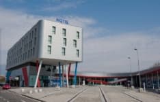 RIVAROLO CANAVESE - L'hotel Rivarolo mette a disposizione le stanze per i profughi in fuga dall'Ucraina