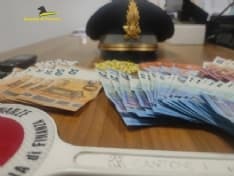 CHIVASSO - Guardia di finanza arresta uno spacciatore