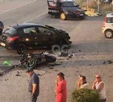 INCIDENTE MORTALE - Motociclista di Ivrea perde la vita tra Scarmagno e Romano Canavese - FOTO