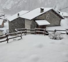 METEO CANAVESE - Un'altra giornata di neve (in montagna) e pioggia (in pianura): allerta arancione - FOTO