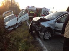 SALASSA - Bruttissimo incidente in via Rivarolo: tre persone ferite. Un automobilista elitrasportato al Cto - FOTO E VIDEO