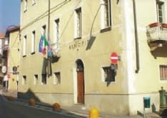 PONT - L'azienda meccanica regala lo scuolabus al Comune