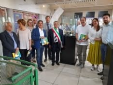 CASTELLAMONTE - Buongiorno Ceramica: inaugurati i fischietti e il pannello «Castellamonte storia e tradizioni»