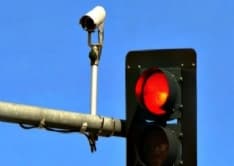 BORGARO - Telecamere sul semaforo: chi lo brucia viene multato