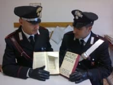 SAN GIORGIO - Droga nel libro di poesie: denunciati 2 minori
