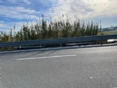 IVREA - Camion perde il carico, paura sul terzo ponte