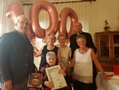 VOLPIANO - Festeggiati i cento anni di Margherita Raimondo