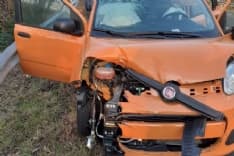 PEDEMONTANA - Si stacca la ruota da un camion e colpisce una Fiat Panda: paura a Quagliuzzo - FOTO