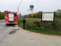 RIVAROSSA - Provocano incendio lanciando un mozzicone di sigaretta