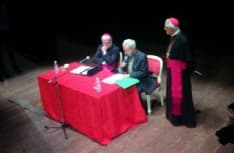IVREA -  Il ministro degli esteri del Papa ospite al teatro Giacosa