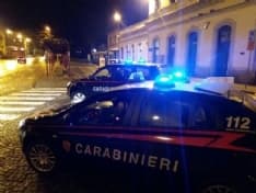 IVREA - Ubriaco rifila una testata ad un carabiniere: arrestato