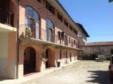 SALERANO CANAVESE - «Cascina Praie si tinge di blu»: i locali di SpaziOblu si rinnovano