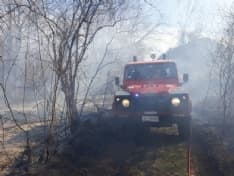BORGIALLO-CUORGNE' - Fiamme in località Bastiglia: pronto intervento dei vigili del fuoco - FOTO