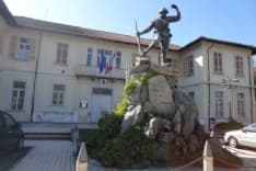 SAN FRANCESCO - Il sindaco: «Mai metterei in dubbio il dramma di una realtà storica»