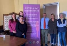 LEINI' - Il ciclo non è un lusso: assorbenti gratis nelle scuole