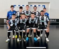 CASTELLAMONTE - Calcio a 5, inizio amaro per i bianconeri ko all'esordio in serie B