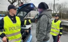 TANGENZIALE TORINO - Controlli della polizia stradale: quasi un quarto dei fermati guidava ubriaco. Quindici patenti ritirate