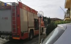 RIVARA - Incendio nel vano ascensore di una palazzina: intervento dei vigili del fuoco