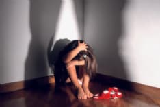 IVREA - Violenza sessuale sulla figlia 14enne: padre orco condannato a 11 anni di carcere