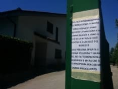 RIVAROLO - Caccia al vandalo che squarcia le gomme delle auto in sosta