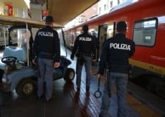 CHIVASSO - Polizia, lo snodo ferroviario rientra nell'operazione «stazioni sicure»