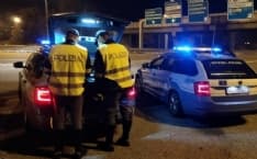 IVREA - Arrestato dalla polizia stradale un corriere della droga: in auto un panetto di cocaina da 300 mila euro