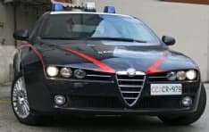 CHIAVERANO - Rapina la banca ma viene arrestato dai carabinieri