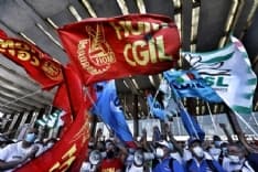 CANAVESE - Scioperi a raffica la prossima settimana nelle aziende metalmeccaniche: «Contro i licenziamenti e le delocalizzazioni»