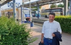 CANAVESANA - Ispezione a sorpresa di Mauro Fava sui treni della Gtt