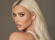 GLAMOUR – Gli auricolari di Kim Kardashian