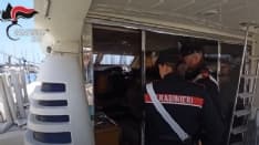 CANAVESE - Finto dentista con lo yacht al porto di Imperia: i carabinieri del Nas gli sequestrano la barca - VIDEO